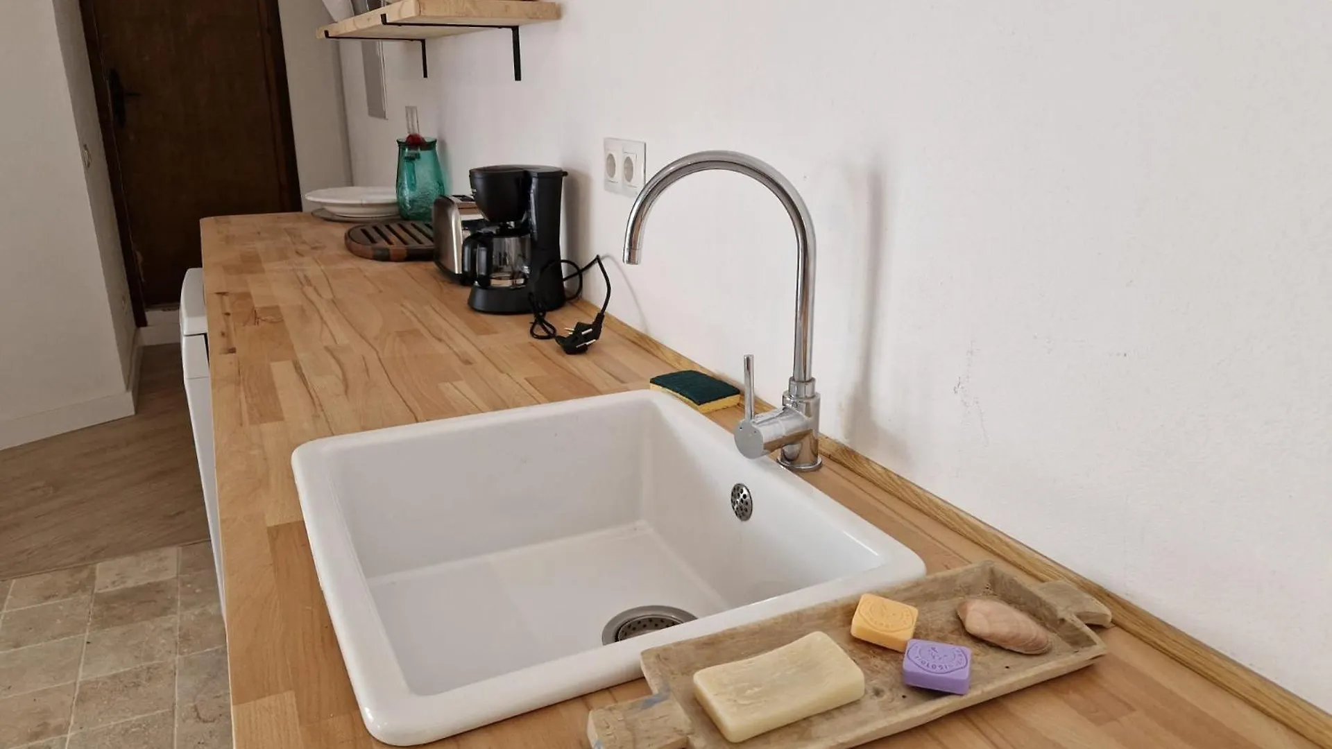 Habitacion Doble Con Bano Grande Privado En Piso Compartido Málaga